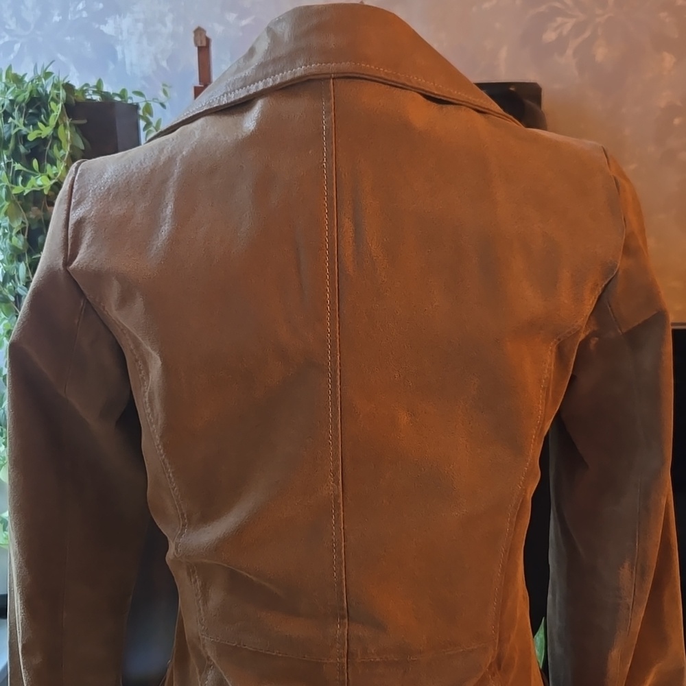 Vintage Y2K Tan Suede Button-Front Coat - Picture 4 of 16